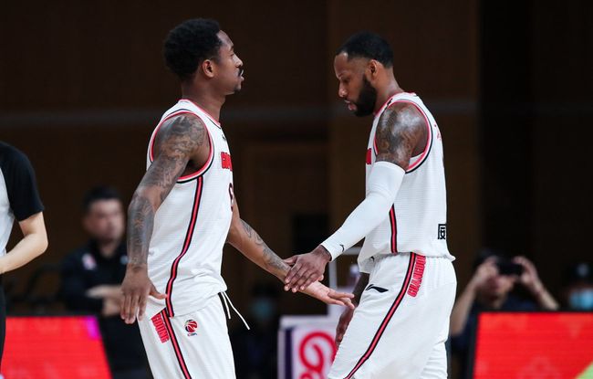 三是死球攻 三是死球攻